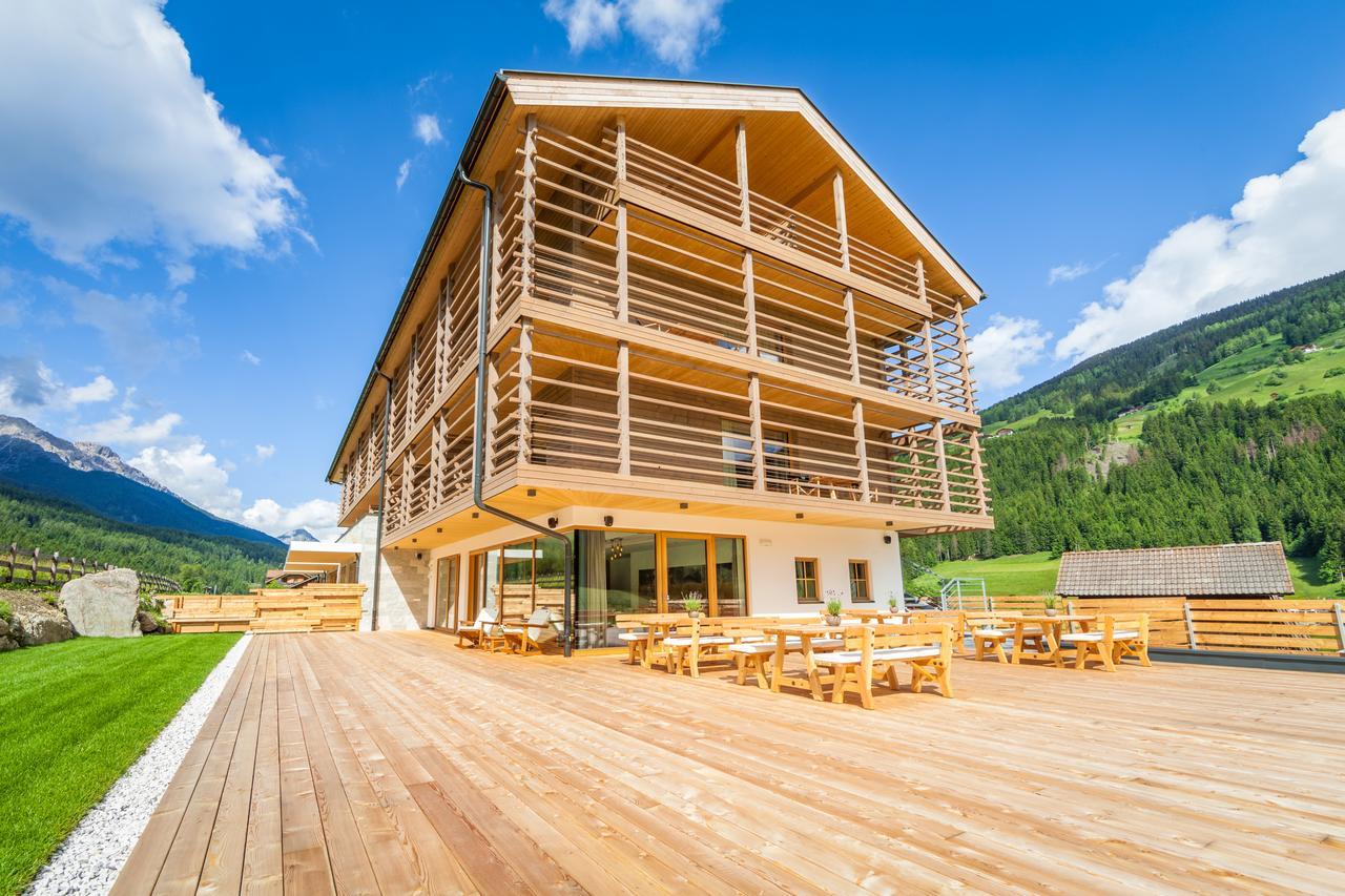 Joas Natur.Hotel.B&B San Candido Exterior photo
