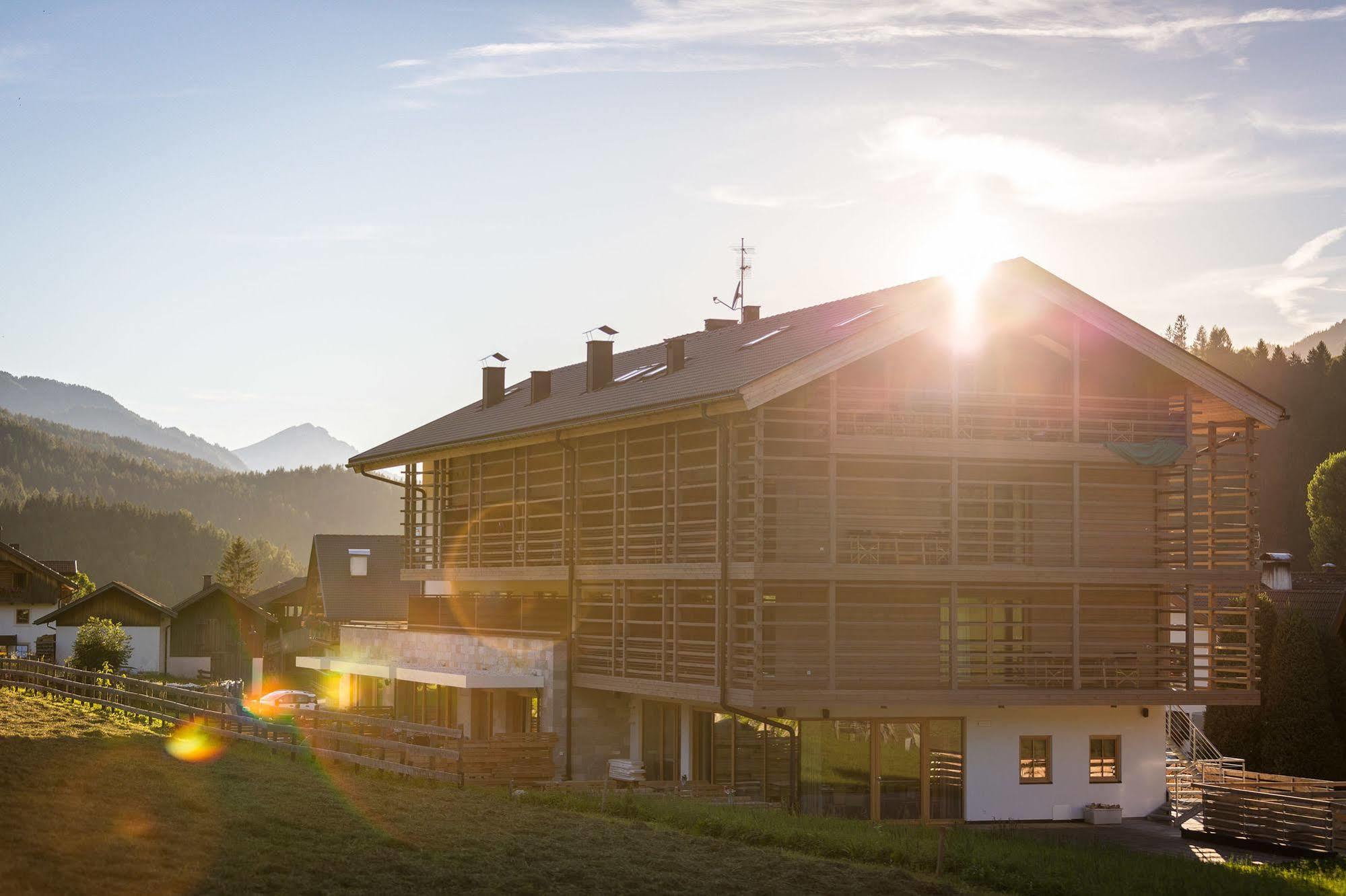Joas Natur.Hotel.B&B San Candido Exterior photo