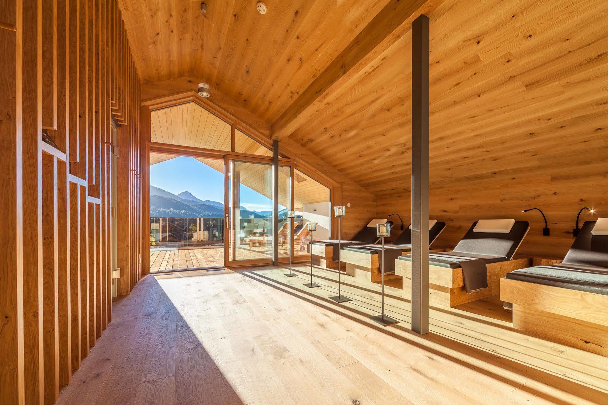 Joas Natur.Hotel.B&B San Candido Exterior photo